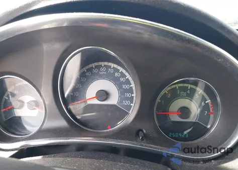 2012 Chrysler 200 Lx z USA, uszkodzony, nr VIN 1C3CCBABXCN325881